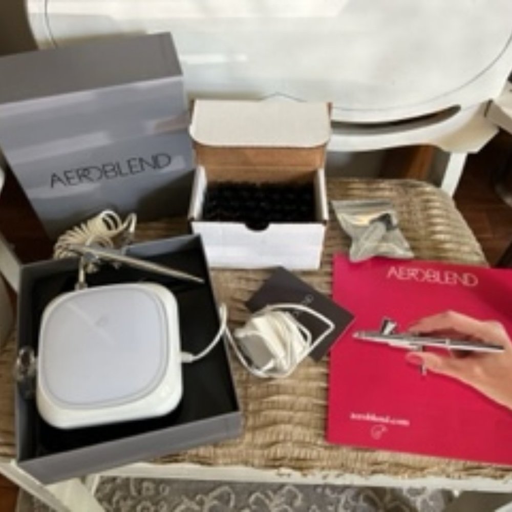 Aeroblend Airbrush Makeup Pro Starter Kit